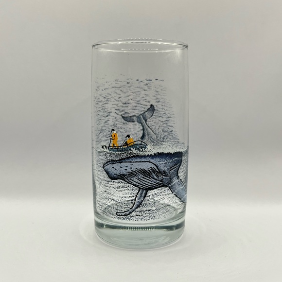 ✨VINTAGE✨ 1989 IRVING OIL LIMITED Glassware [Set of 2] - Picture 8 of 16